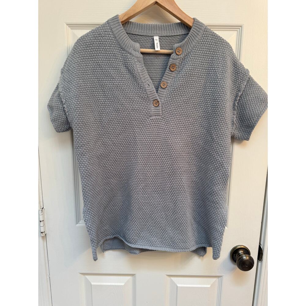 Wishlist Light Blue Knit Sweater Cap Sleeve Top Wooden Henley Size Medium NWT